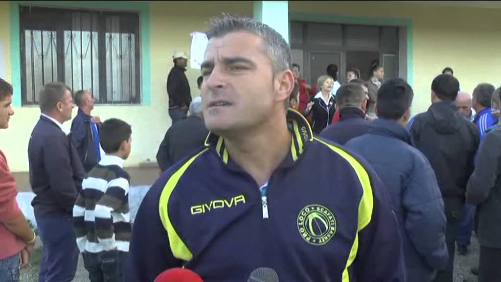Vlorë, protestë nxënësit e shkollës 9-vjeçare 