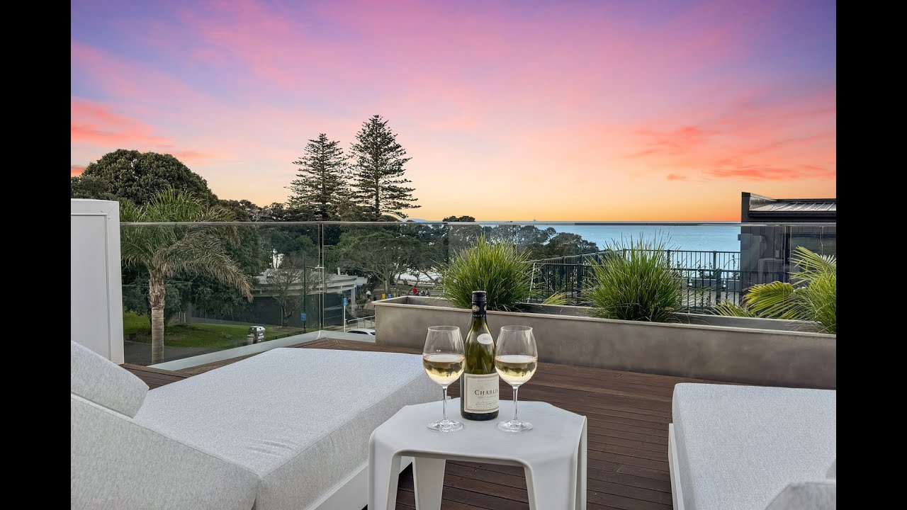 15 The Strand, Takapuna