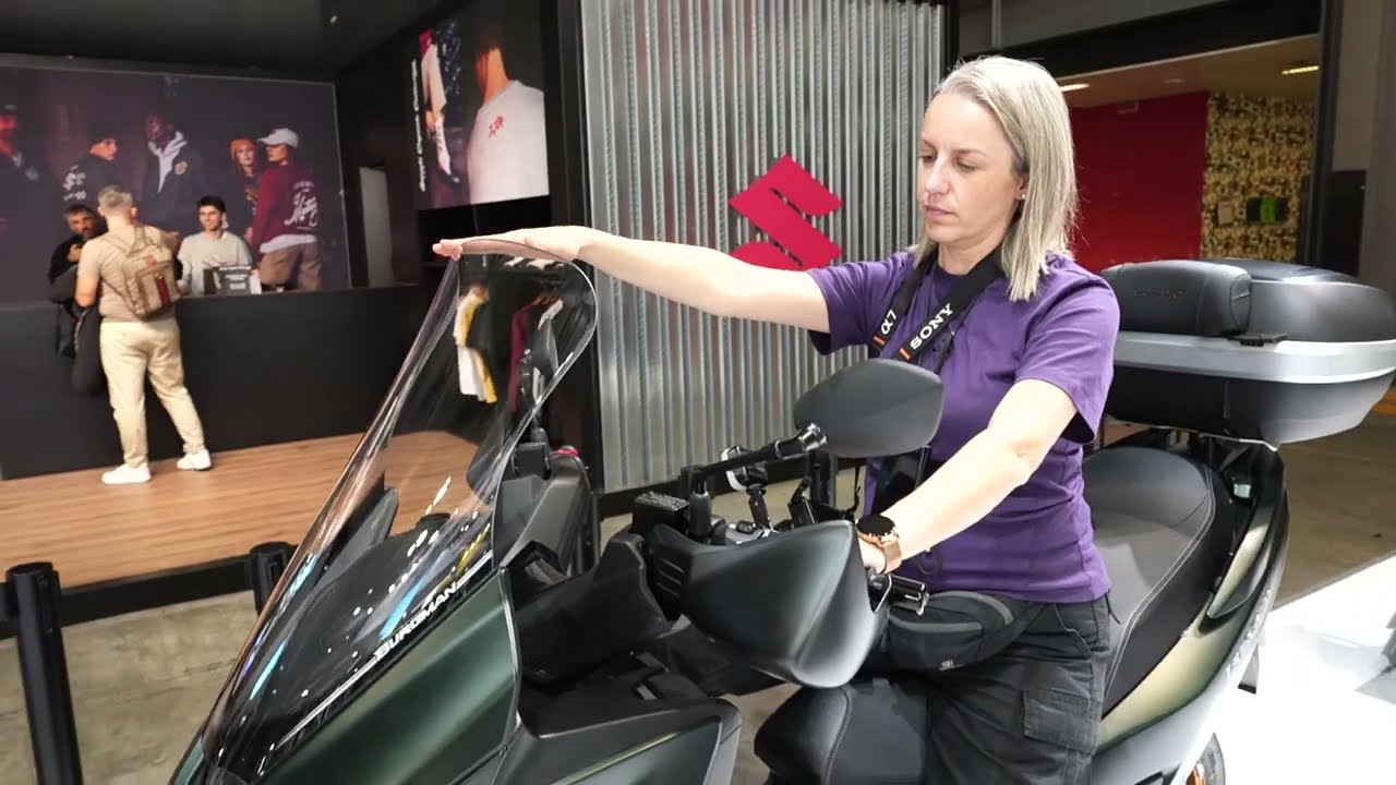 SUZUKI BURGMAN 400 scooter 2026