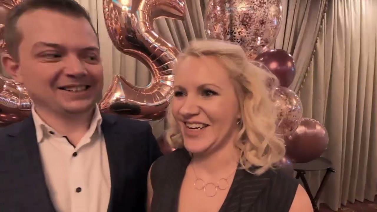 Ведущая Екатерина Слезкина