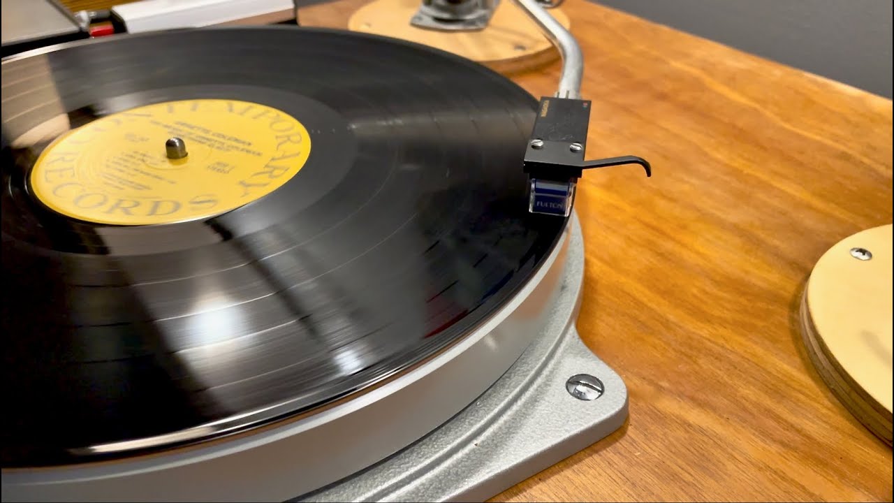 The Disguise by Ornette Coleman tracked by a Fulton RS-1 MC phono cartridge