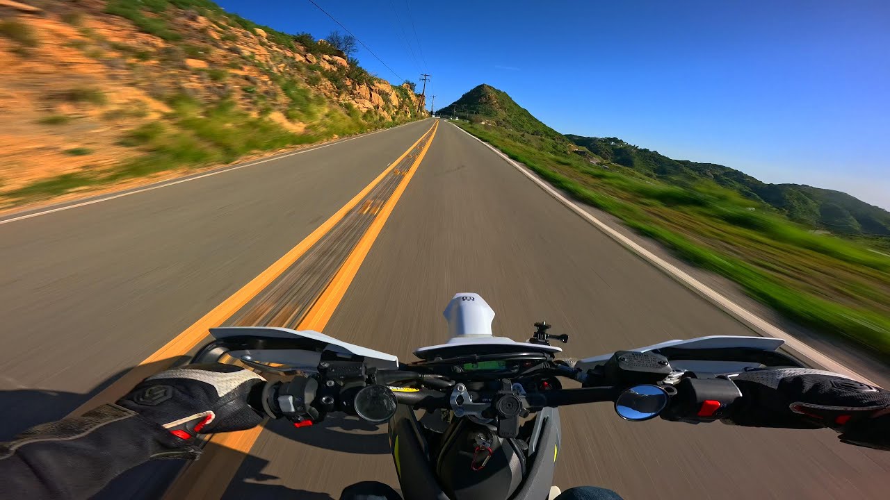 HUSQVARNA 701 SUPERMOTO| LeoVince Exhaust| Chill ride