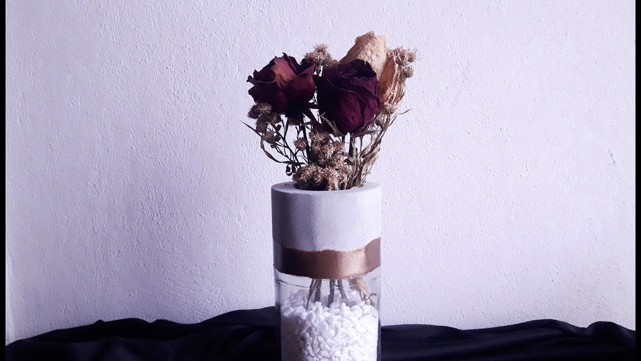 Tutorial: Florero con un frasco de vidrio y concreto.