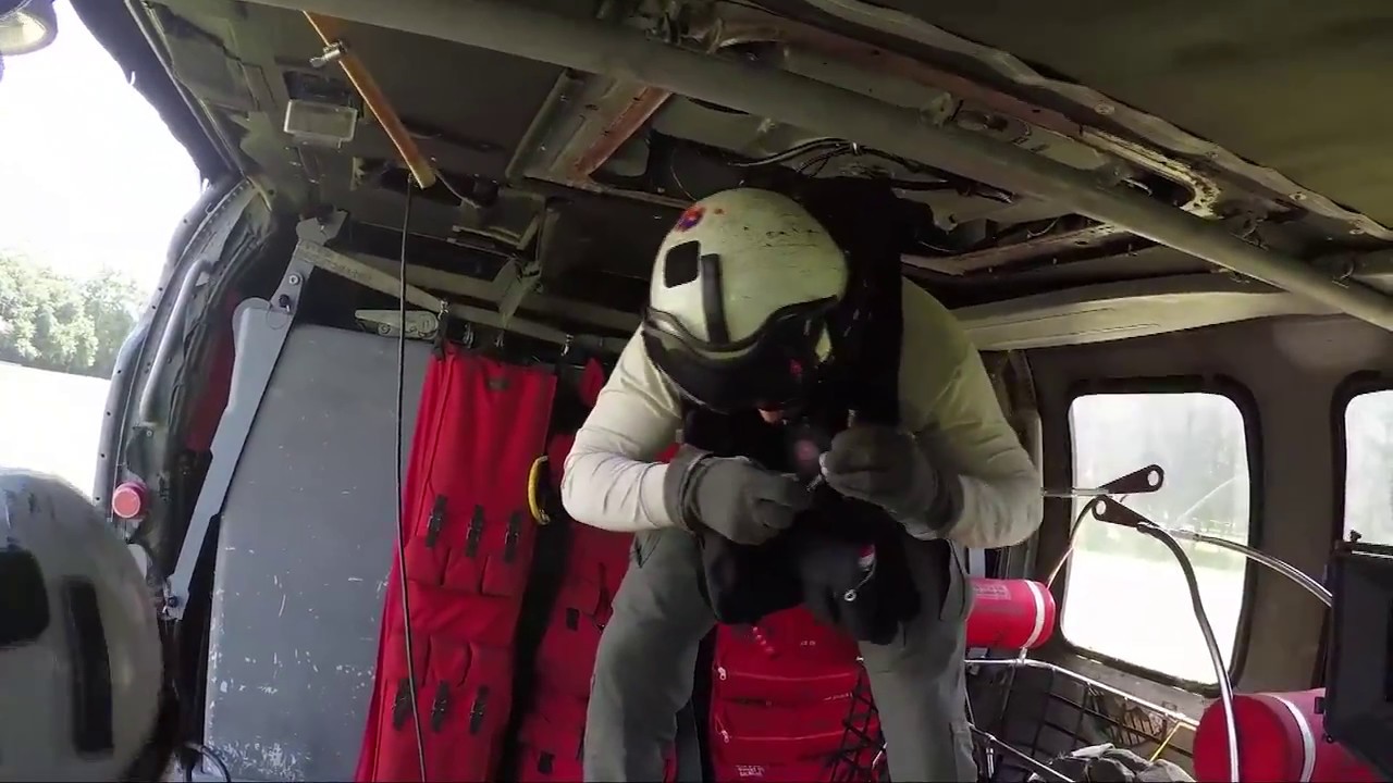 Sailors assigned to Helicopter Sea Combat Squadron (HSC) 28 conduct a search