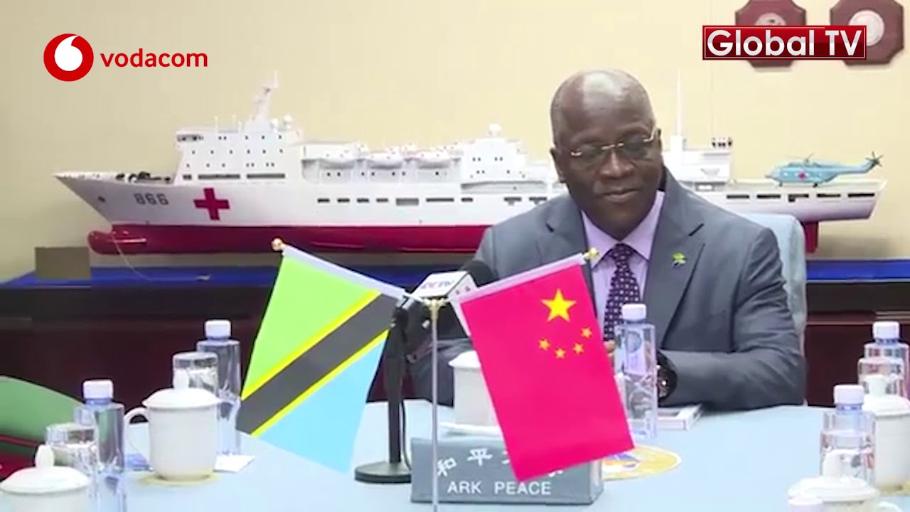 Rais Magufuli Akikagua Ndani ya Meli ya Wachina........