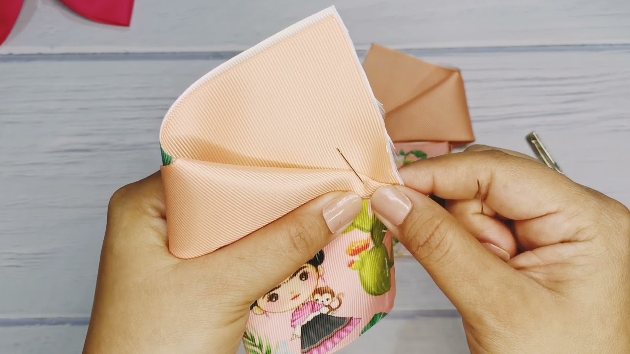🎀🎀🎀moñito con frida🎀🎀🎀listón de 7.5cm de ancho