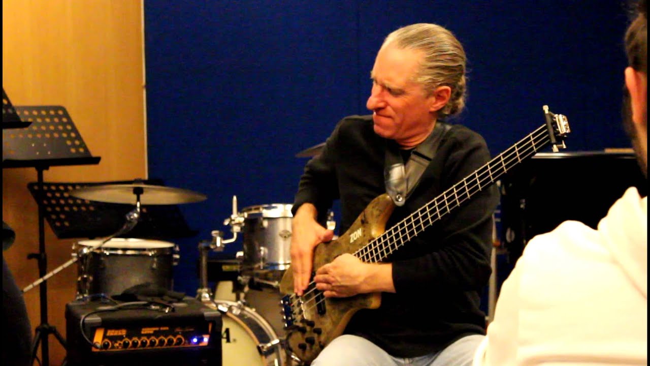 Michael Manring _ Talking About Rhythmic Approach on Bass