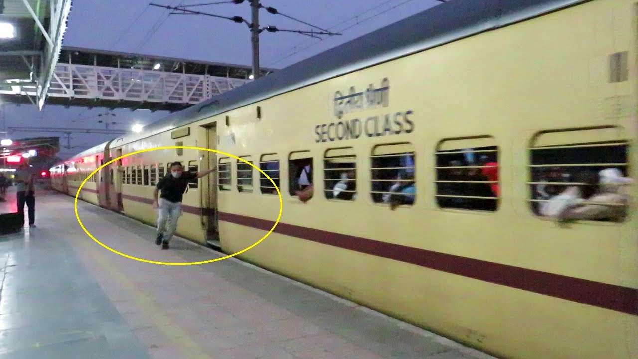 This Man Survived Falling while Deboarding Train || WDP3A - TILAK BRIDGE Express !!
