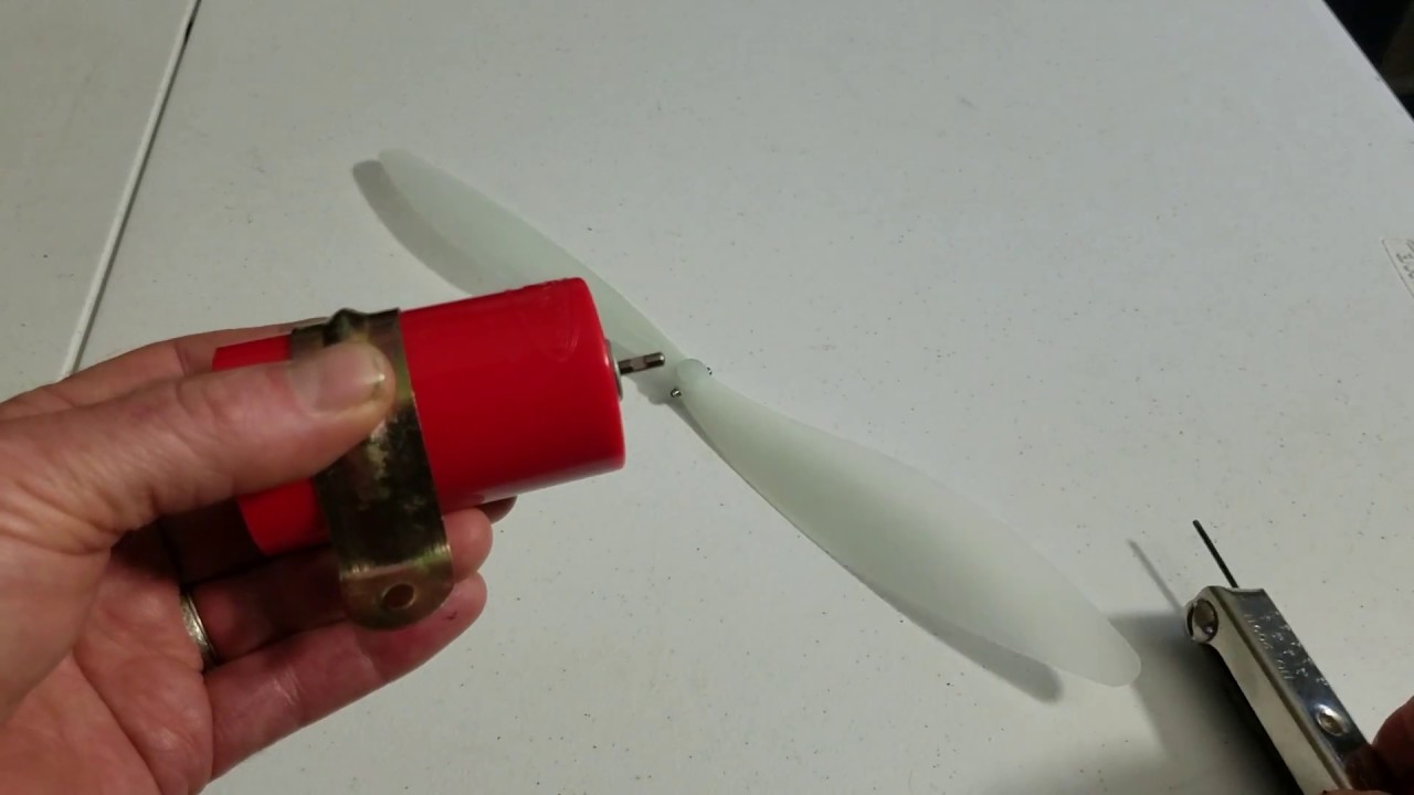 Pacific Sky Power Wind Turbine Generator Blade Replacement | Backup Phone Charger Maintenance
