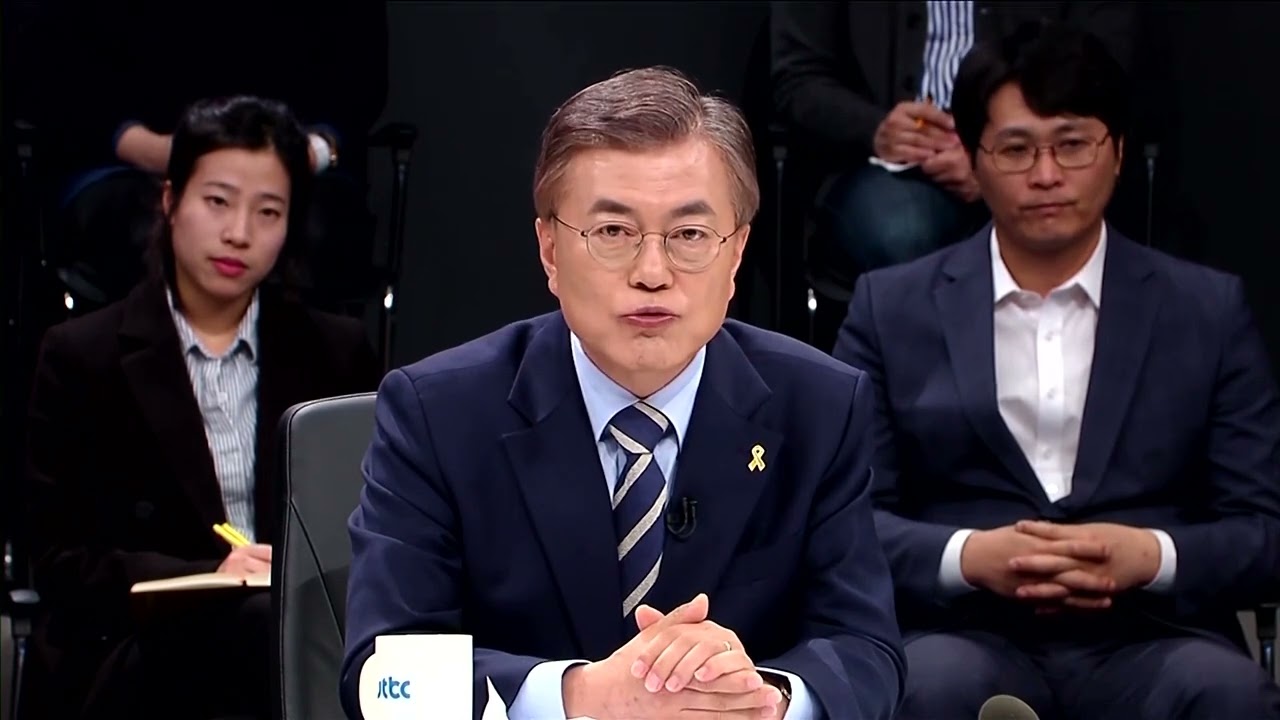 South Korea's ex-president Moon indicted for bribery | REUTERS
