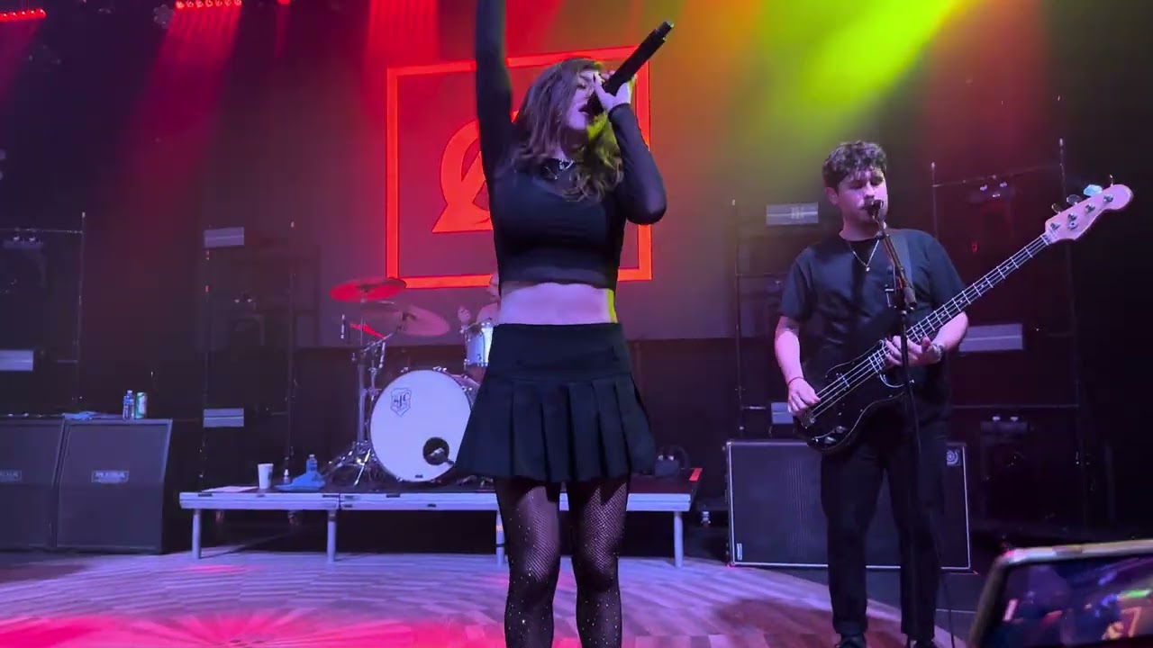 Against The Current - Paralyzed (live in Prague 2023)
