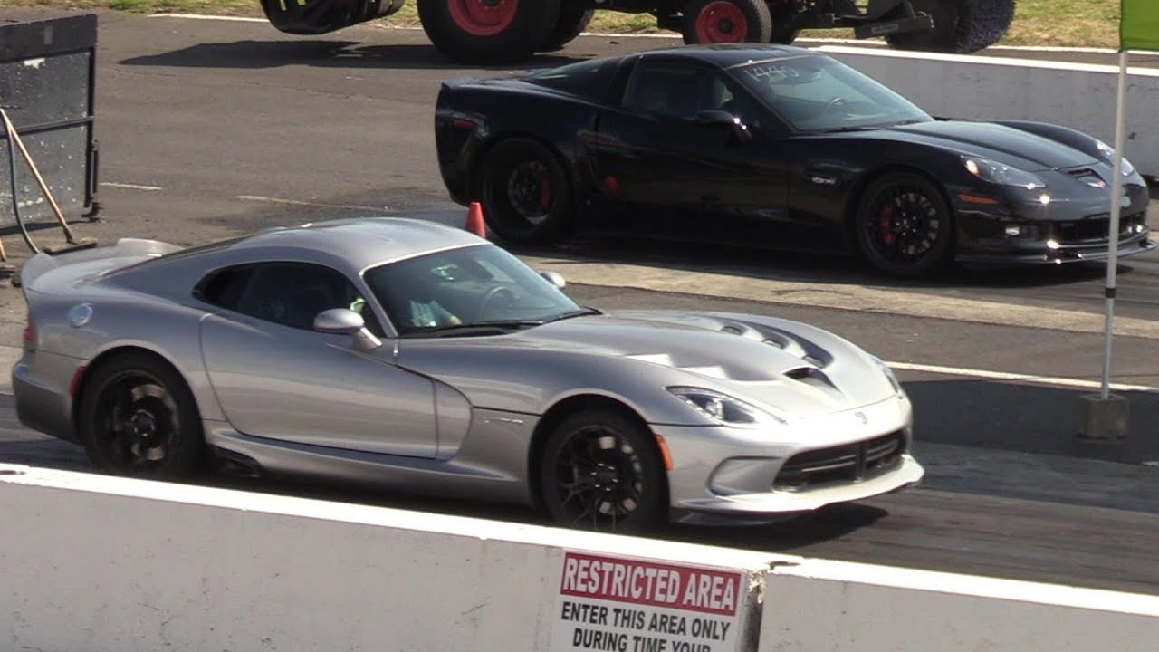 Viper vs z06 Corvette - drag race