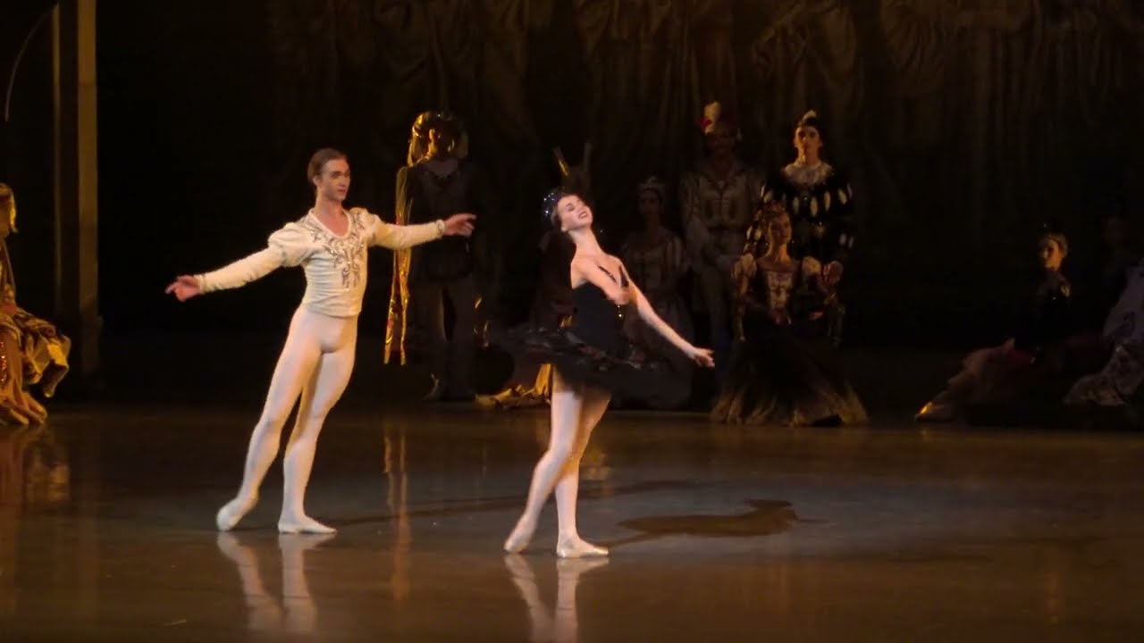 Maria Ilyushkina Nikita Korneyev Black Swan adagio (Mariinsky Ballet)