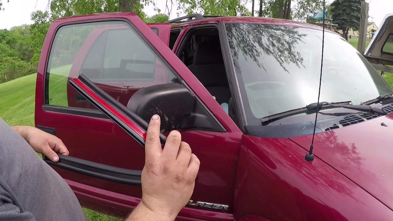 Замена уплотнителя водосточной трубы Blazer S10