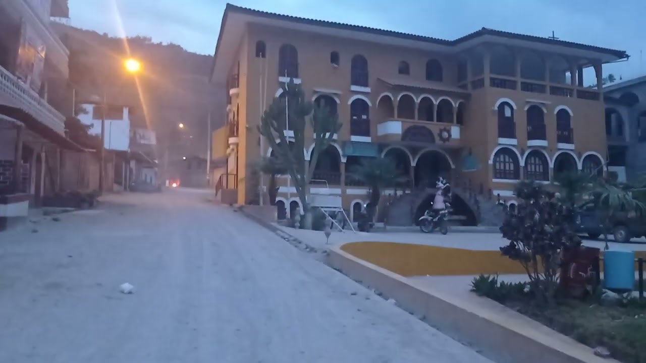 DISTRITO DE TOMAYKICHWA, PROVINCIA DE AMBO, DEPARTMENTO DE HU&Aacute;NUCO