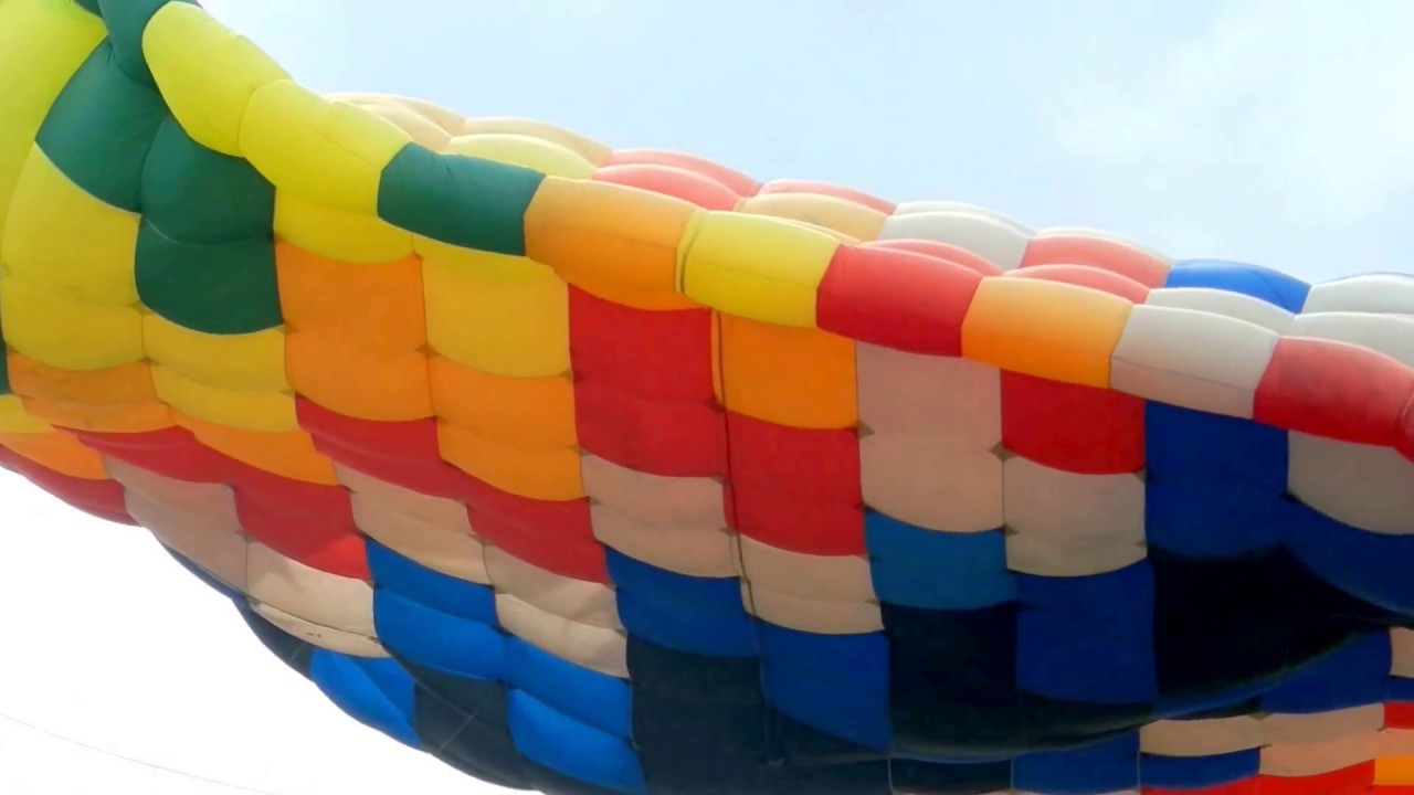 Mega-Ray Festival der Riesendrachen