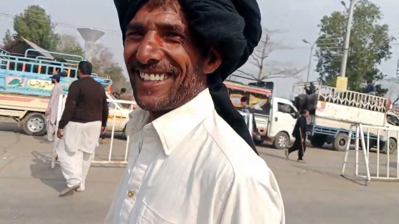 شکر گڑھ (Shakargarh) سے لاہور مویشی منڈی شاہ پور کانجراں ( بدھ )  Part 1. 18/2/2022