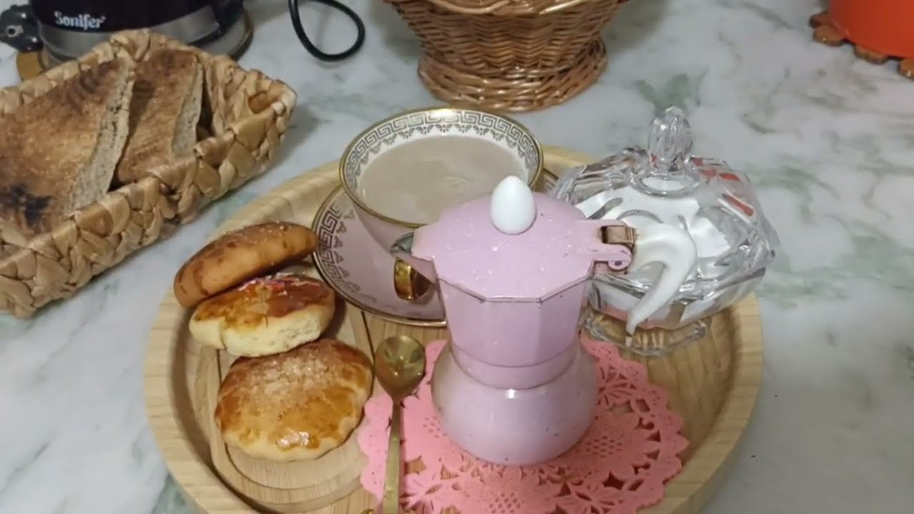 بدلت كوفر الصالون زدت حاجات في حمامي وتنظيم وترتيب المطبخ و طبق شورمة بنة وشكل