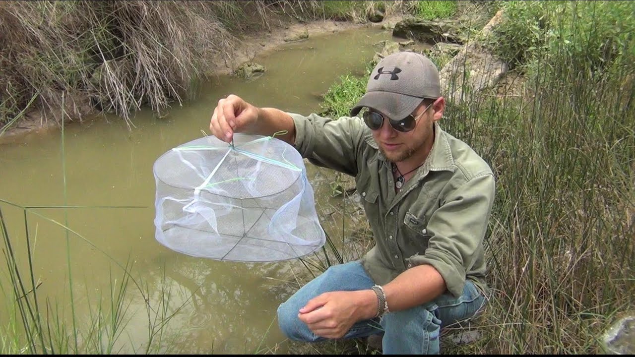 White Circular CHEAP Minnow / Crawfish Trap Assemble and Set Pt. 1
