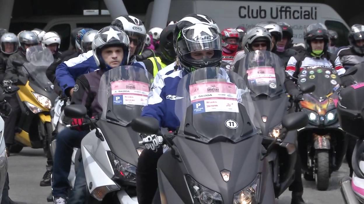 Ben Spies ed il TMAX Club ASD sul Passo dello Stelvio