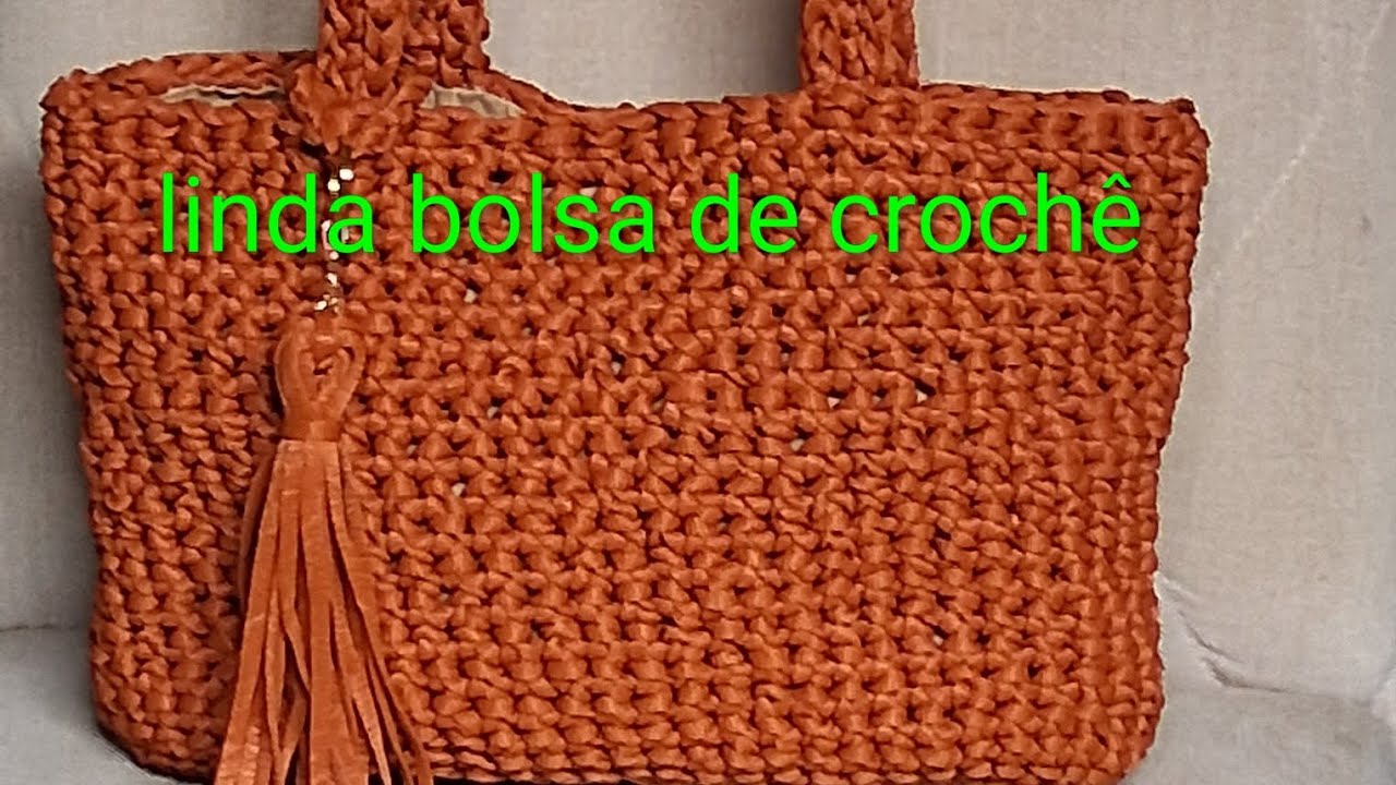 Bolsa feita com filo náutico em crochê. 