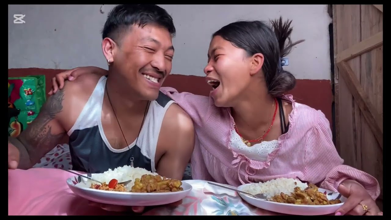 buda budi ko khana khadee ramailo grdee💐💘