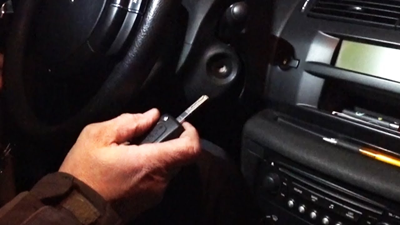 Активация кнопок включения штатного иммобилайзера и сигнализации Citroen C4 2007