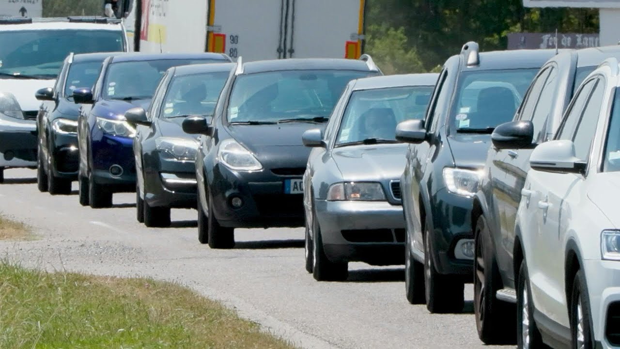 Traffic jams in western France following wildfire evacuation order | AFP