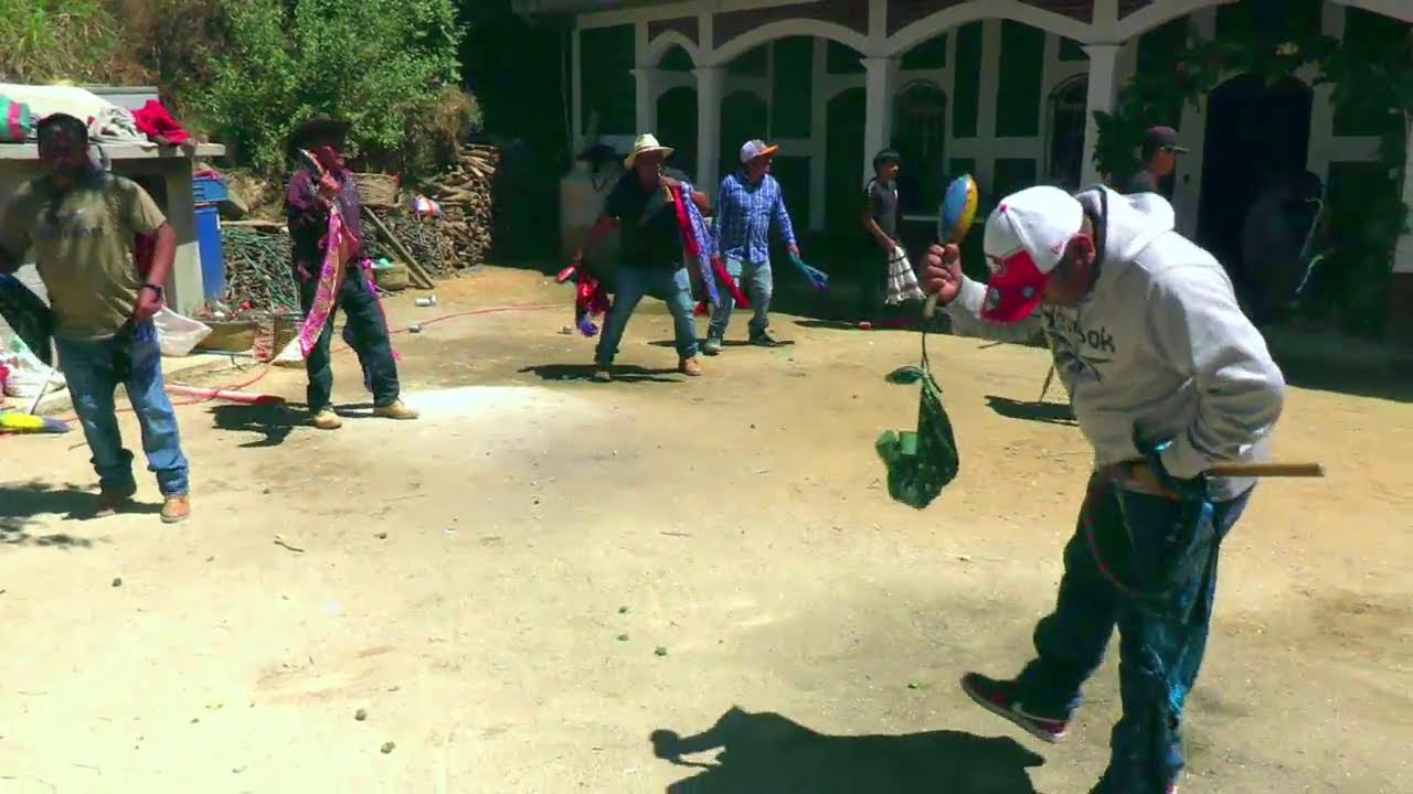 Segundo ensasyo Baile del Compadrito en Casa de Petrona Juarezcon la marimba Alma Cubulense