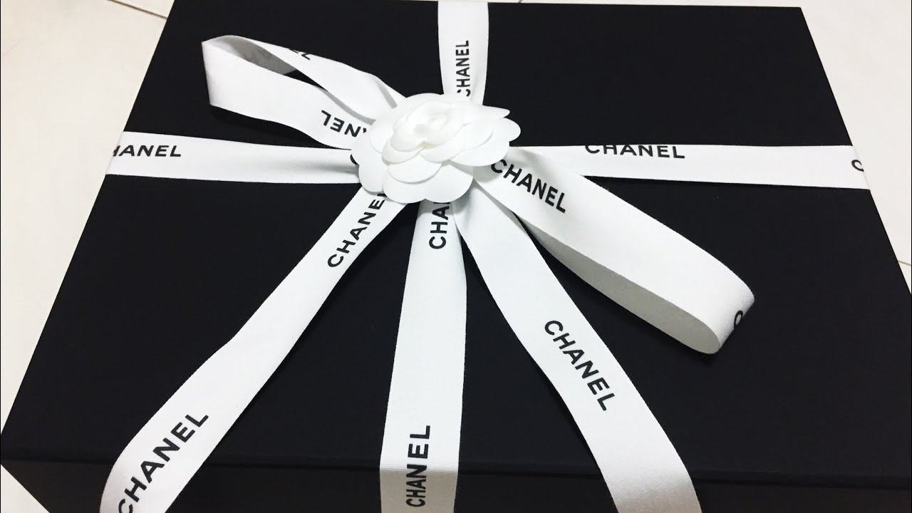 New Chanel Bag Unboxing! Size Comparison with Hermes Constance and Kelly!