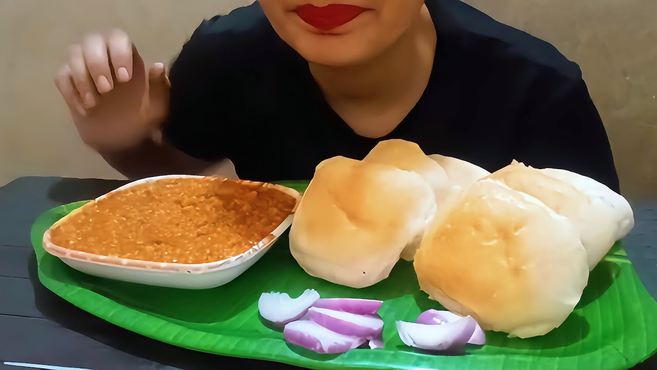 Eating homemade 🔥 and spicy PAV BHAJI 😋🥰😝😍🤩🤗🌈 # MUKBANG #ASMR #EATWITHRVG 