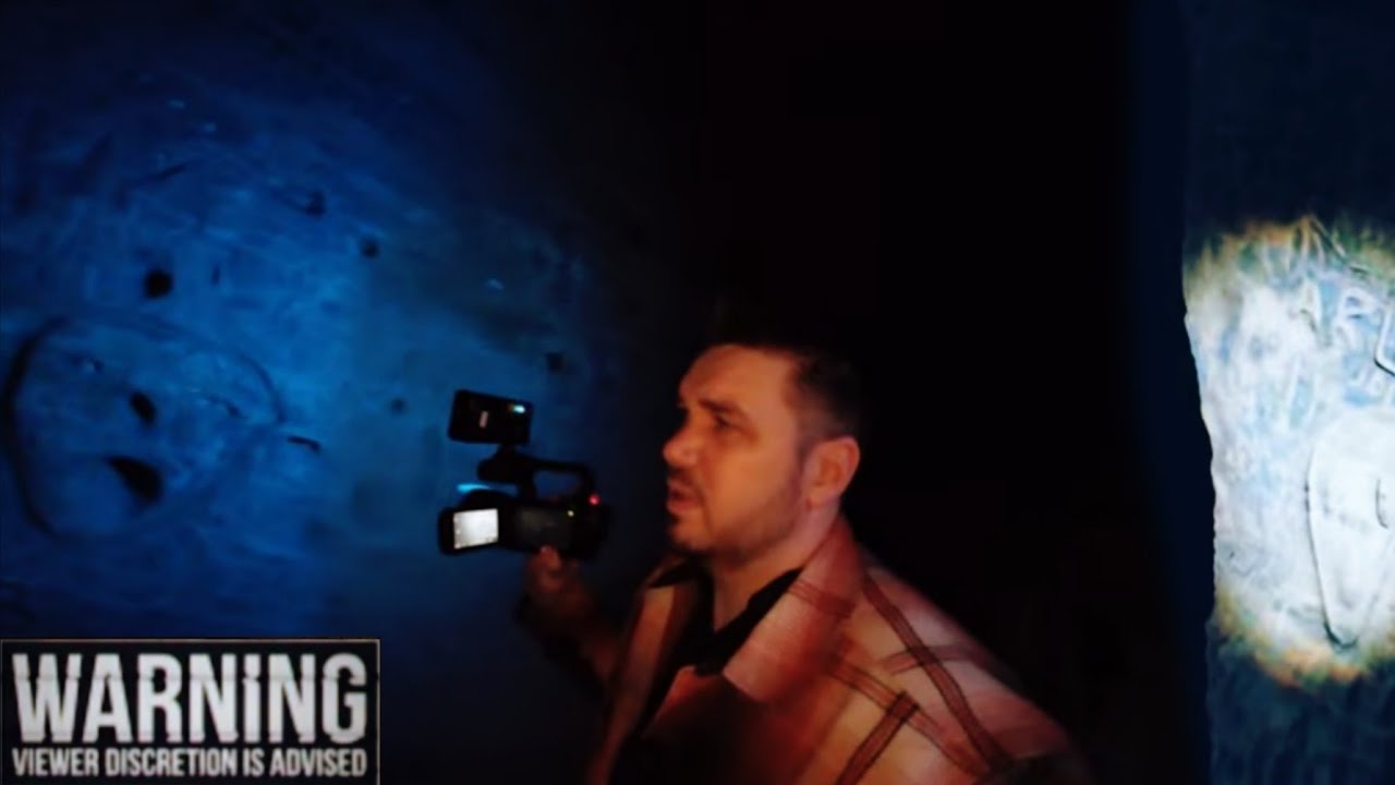 Exploring ABANDONED Witches Cave ALONE!