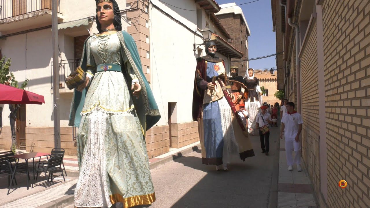 Tv Marcilla - 06/08/2024 - Virgen del Plu - Ronda con Gigantes y Cabezudos.