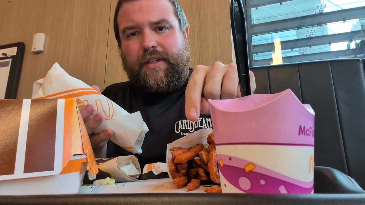 Пробуем блюда из международного меню McDonalds в Чикаго