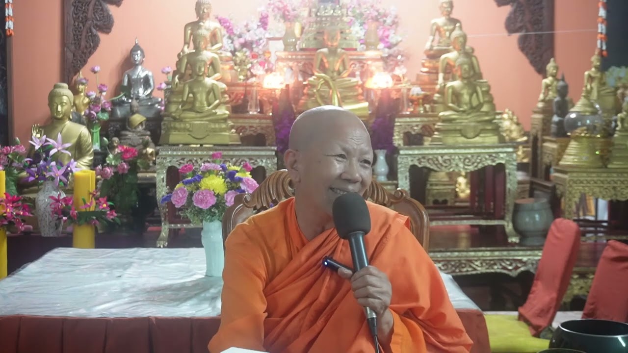 Courage and Resilience as a Bhikkhuni in Thailand