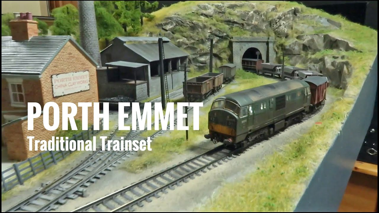 Porth Emmet  - traditional trainset