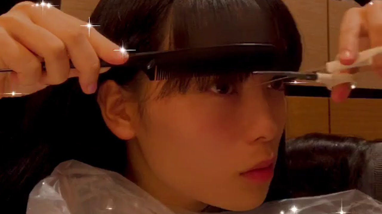 Mizyu Trims Her Bangs Just A Little (Instagram Live,  August 7th 2021)