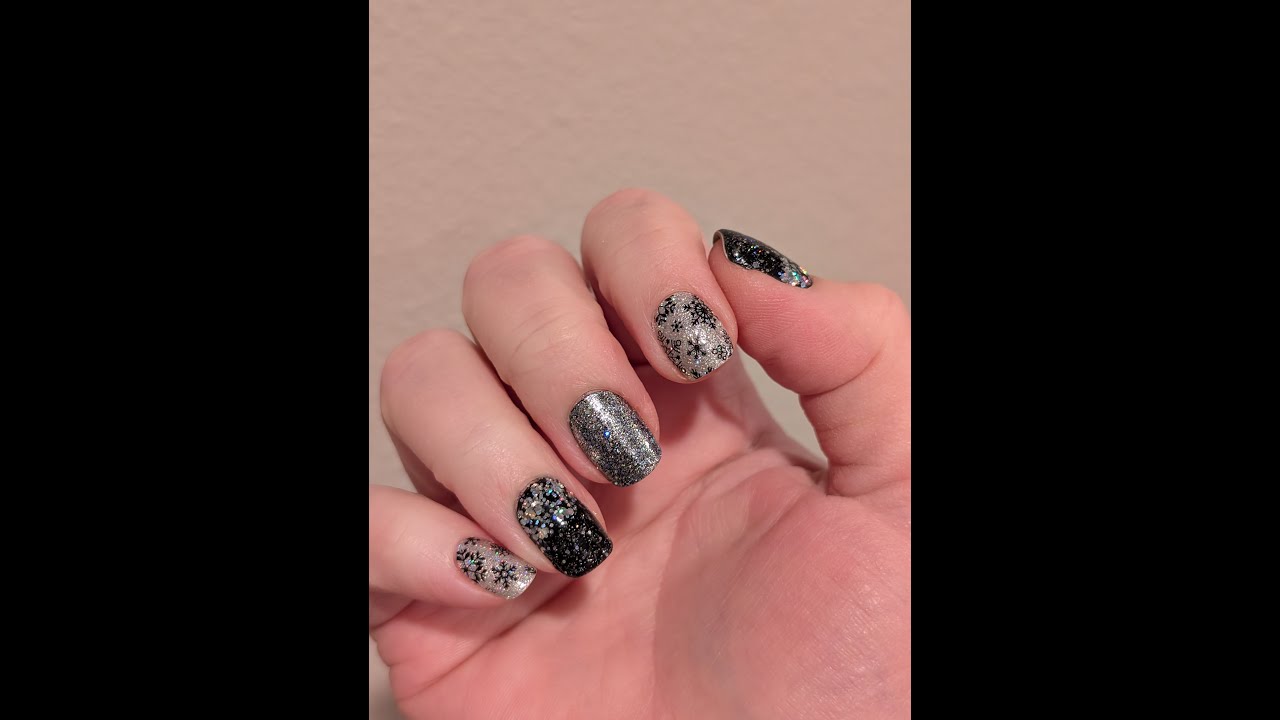 Black and Silver Wonderland