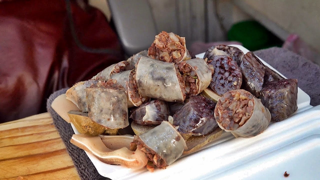 서울 흑석동 중앙대 후문 용산 순대트럭 맛집 순대 내장 썰기 몰아보기 sundae pork sausage intestines Korean street food