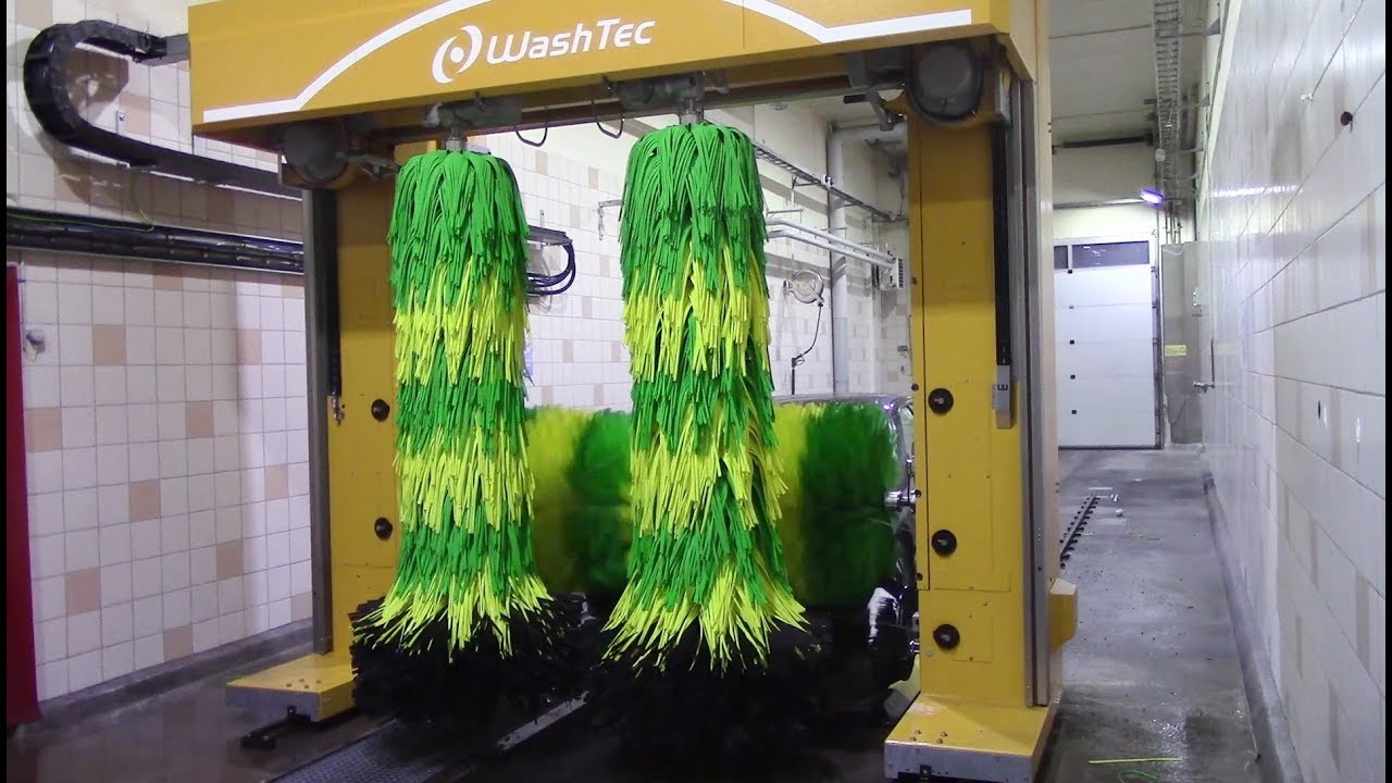Christmas Wash - New WashTec SoftCare 2 Pro Car Wash (rear view)