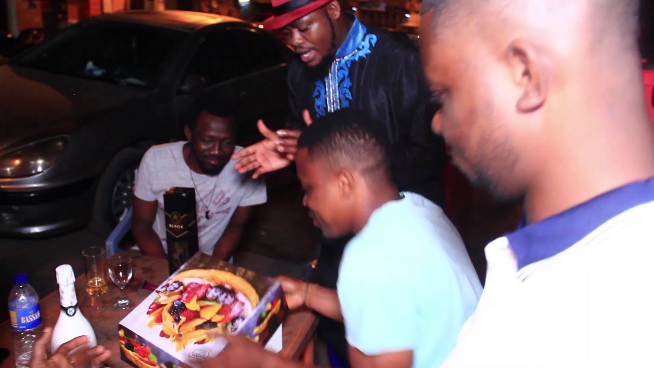 WOWOOO    Humble LIon&rsquo;s Birthday Cake Cutting Went Wrong!