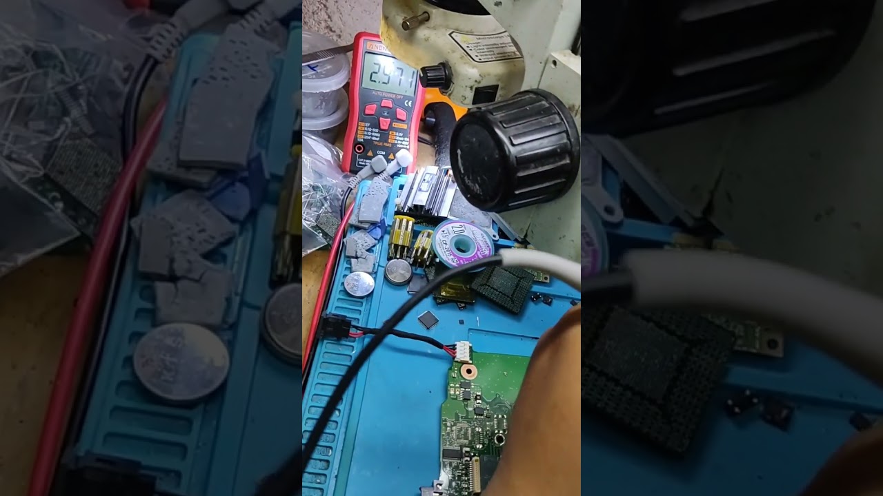 Toshiba Satellite B552/H Blinking Orange (Adapter). Motherboard Repair and Troubleshooting - Part 1.