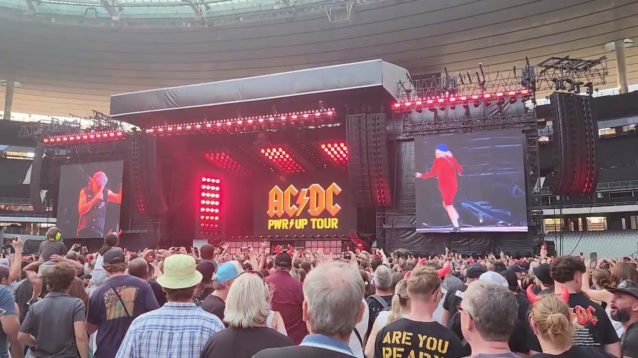 AC/DV Live  