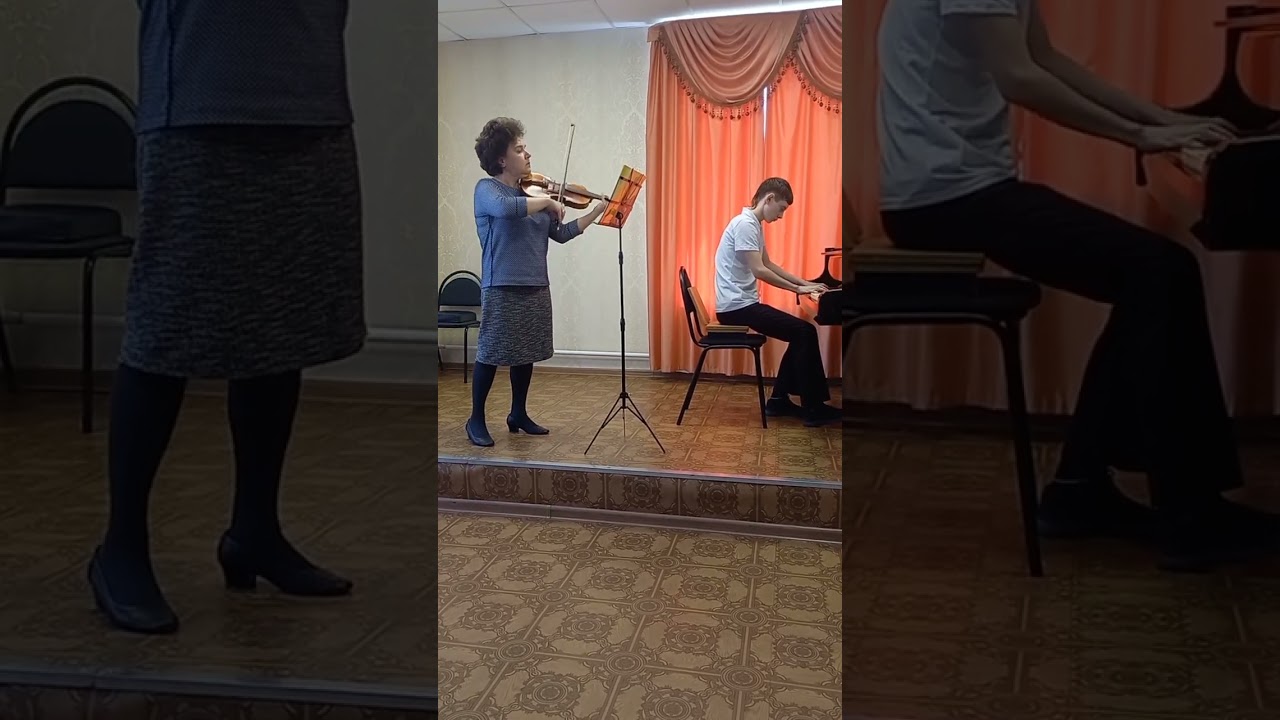 В.А.Моцарт «Гавот-Рондо» из балета «Безделушки»