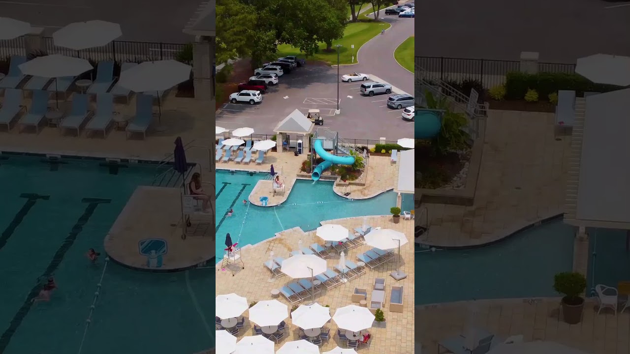 Country Club Cantilever Umbrellas