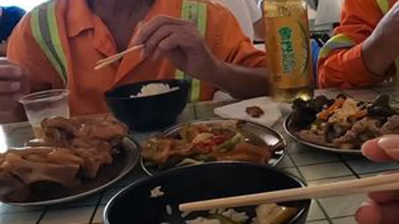 在深圳摆烂两个月，临时决定去厦门散散心，顺便看看三叔聊聊家常 #vlog我的日常生活 #记录真实生活 #城市记忆