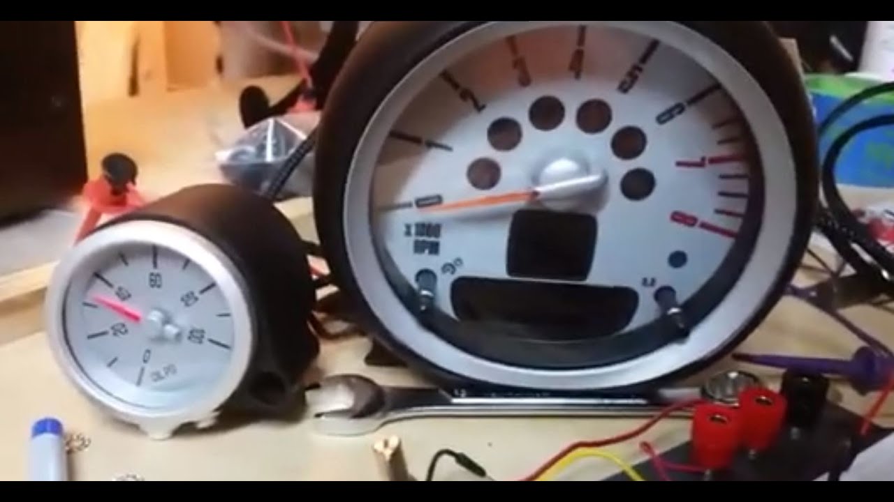 Part 3 - Installing and wiring the oil pressure and water temp gauges in 2009 R56 Mini Cooper