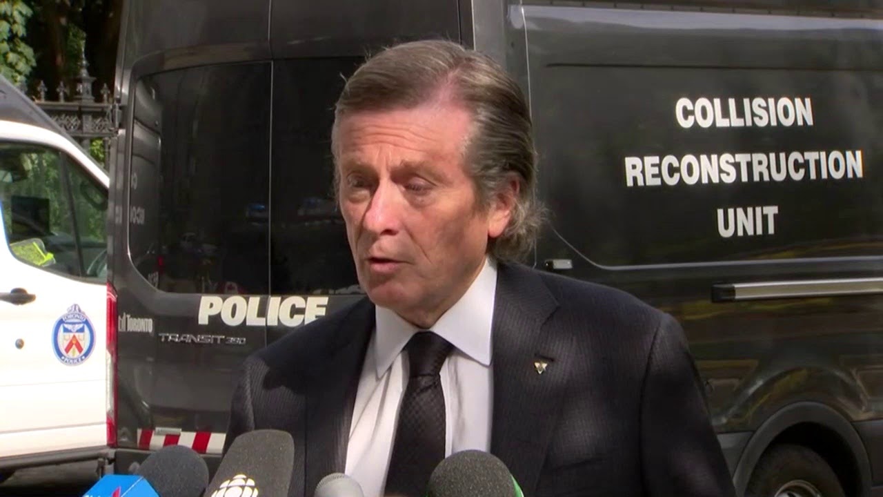 9am EDT: Toronto police update investigation after officer struck by vehicle overnight