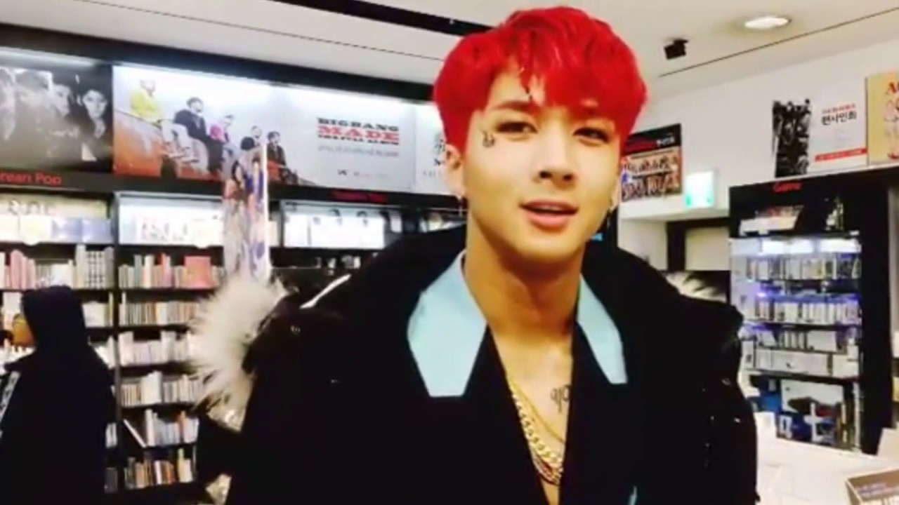 [Eng Sub] Ravi buying his CD - R.EAL1ZE
