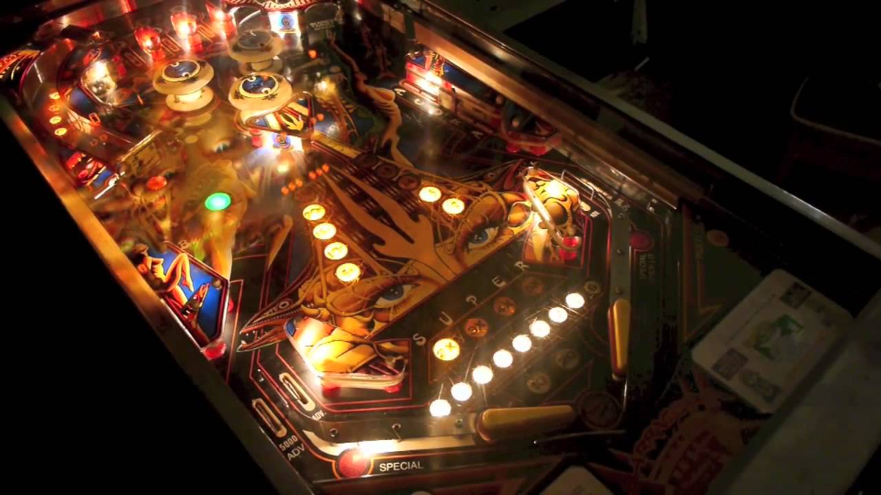 Williams Barracora pinball (1981)
